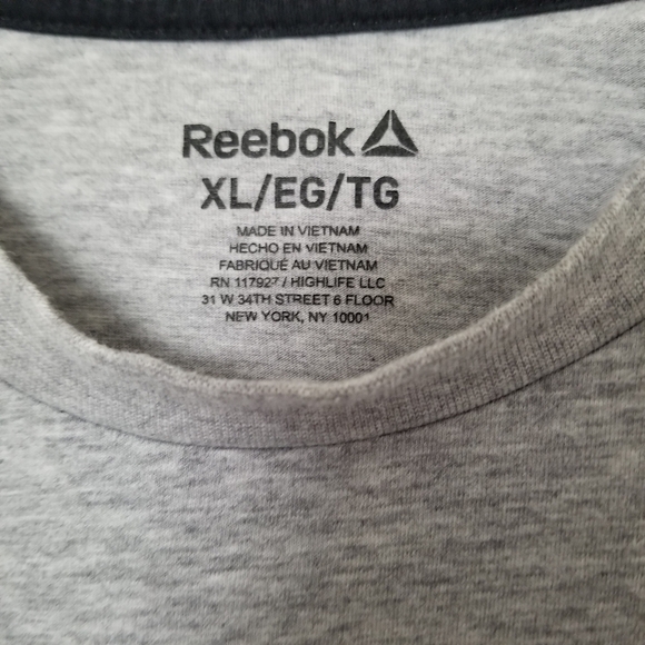 Lot Of 2 Men's Xl Gray Reebok  T Shirt, Striped Street Rules Tank Gray Black XL - Picture 10 of 10